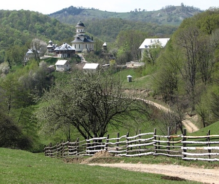 PELERINAJ ASTRADROM la manastiri din Hunedoara si Alba 15-17 iunie 2012