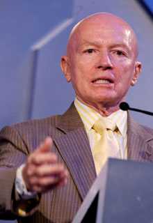 Alt “profet” al crizei: Presedintele Templeton Mark Mobius crede ca o noua criza financiara este iminenta