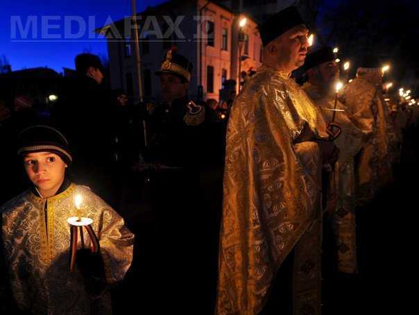 MANIPULARE: Cum a fost transformata procesiunea cu icoane a MII DE ORTODOCSI din Duminica Ortodoxiei in EVENIMENT ECUMENIST de PROTV si MEDIAFAX