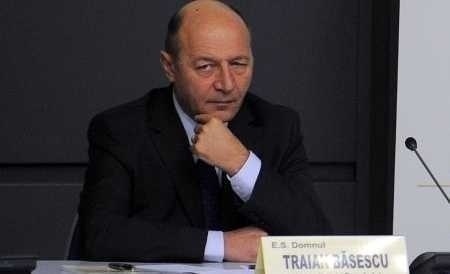 Traian Basescu, un presedinte STRAIN DE ROMANIA care MANIPULEAZA ca la carte