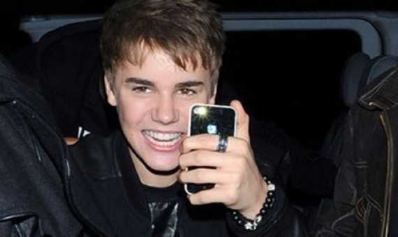 justin-bieber-teen-iphone-570x3401