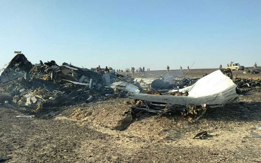 AVION DE LINIE RUSESC PRABUSIT IN SINAI. Statul Islamic pretinde ca ar fi doborat avionul. TOTI PASAGERII, 224 DE OAMENI, AU MURIT