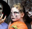 FENOMENUL HALLOWEEN ca “ADOPTIE A DEMONICULUI” in viata comunitatii prin procesul de COSMETIZARE A RAULUI. “Mumia simpatica”, alterarea perceptiilor sanatoase si INITIEREA IN “CULTURA MORTII”. Puterea malefica REALA a MAGIEI implicite, bagatelizate