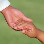 POLITIE A FAMILIEI