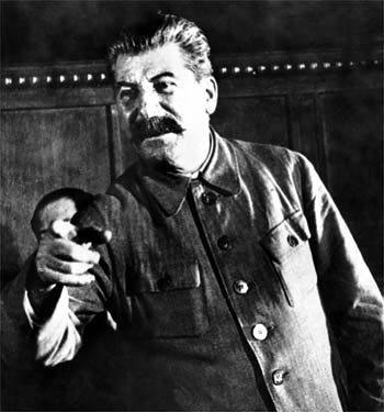 STALIN TRAIESTE SI SE CERE CANONIZAT (Noutati 24 iulie)