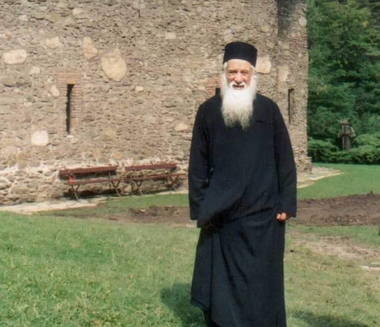 PARINTELE GHEORGHE CALCIU MARTURISITORUL – <i>“Memorialul durerii”</i> despre CELE SAPTE CUVINTE CATRE TINERI <i>(VIDEO)</i>