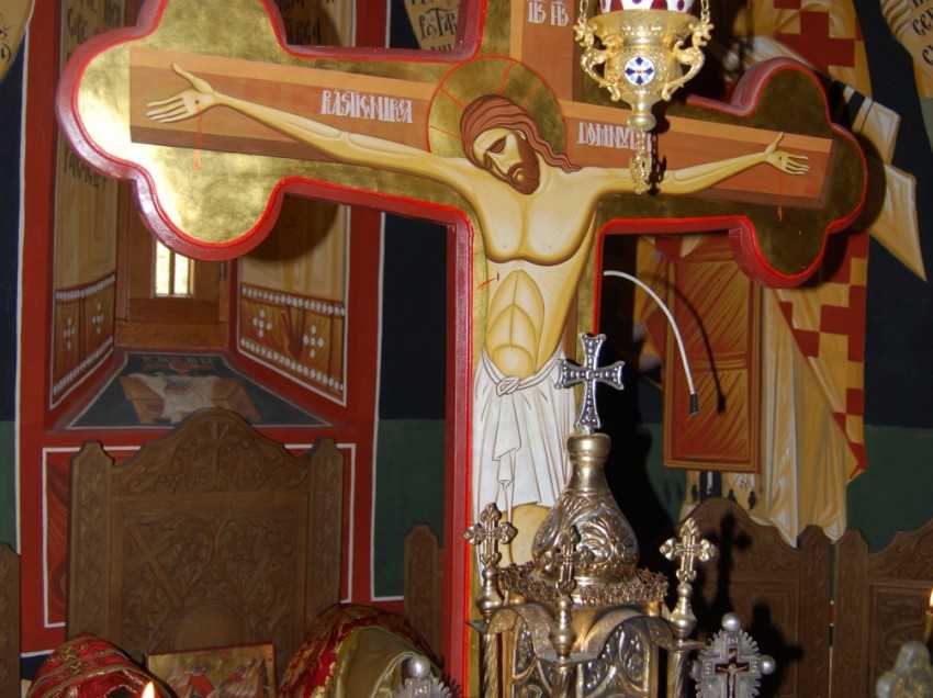 Intre CRUCEA REALITATII si bucuriile straine ale INCHIPUIRII