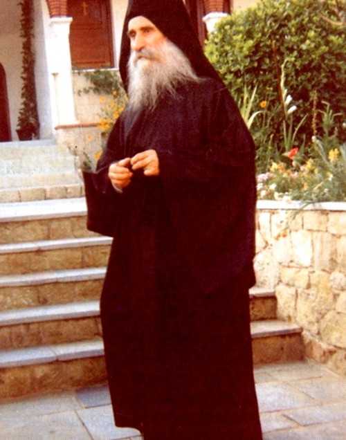 STARETUL EVSEVIE (EUSEBIU) GIANNAKAKIS (†19 iunie) – 20 de ani de la nasterea in cer a duhovnicului chemat sa slujeasca printre cei doborati de suferinta ca un <i>“INGER AL MANGAIERII”</i>, pana ce <i>“A DEVENIT UNA CU DUREREA, ACEEASI FRAMANTATURA…”</i>