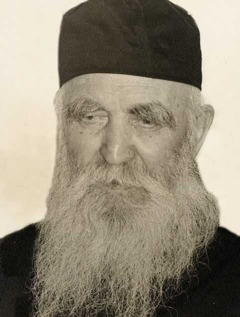 <i>BOLOVANII CARE STAU DEASUPRA CAPETELOR NOASTRE…</i> (Sa recitim impreuna vedeniile ceresti ale Cuviosului FILOTEI ZERVAKOS, †8 mai 1980)