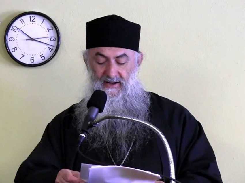 Raspunsuri duhovnicesti de la PARINTELE ZAHARIA ZAHAROU despre COBORAREA MINTII IN INIMA, lucrarea “preotiei imparatesti” a rugaciunii si plansului pentru oameni, PUTEREA SI MARETIA TAINEI PREOTIEI, insemnatatea POMENIRII NUMELOR LA SFANTA LITURGHIE, pocainta si constiinta