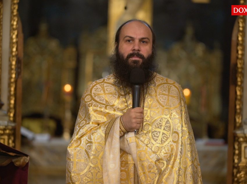 CUVINTE ARZATOARE si INSUFLETIT(OAR)E, APELURI EMOTIONANTE si CLARIFICARI NECESARE pentru a sublinia importanta CRUCIALA a votului la REFERENDUMUL pentru NORMALITATE si FAMILIE. Arhim. Hrisostom Rădășanu, Nichifor Horia si Clement Paunescu (video, audio, text): <i>“Daca noi suntem considerati nevrednici si suntem, de dragul lui Cleopa de la Sihastria, al lui Paisie, Iustin, Teofil, Staniloae, Țuțea sau Steinhardt, MERGI LA REFERENDUM!”</i>