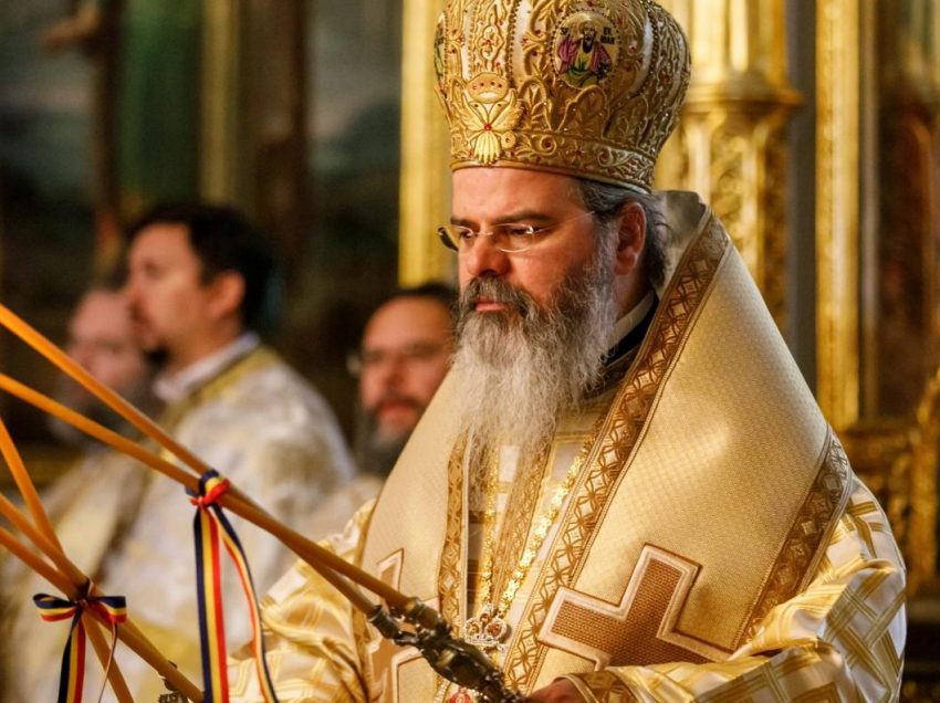 SA REDEVENIM OAMENI PENTRU OAMENI! Preasfinţitul Părinte Episcop Ignatie al Huşilor – PASTORALĂ DE NAȘTEREA DOMNULUI: <i>Crăciunul – dreptul omului de a-şi regăsi demnitatea pierdută</i> VS. IMPOSTURA IDEOLOGICĂ A DREPTURILOR FĂRĂ RESPONSABILITĂȚI – <i>“Drepturile copilului împotriva părinţilor, drepturile elevului împotriva profesorilor, drepturile minorităţii împotriva majorităţii”</i>
