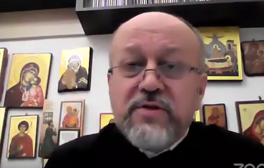 PĂRINTELE GH. HOLBEA în dialog cu Pr. Bogdan Florin VLAICU, Pr. Ciprian GRĂDINARU (Belgia), Arhim. Mihail STANCIU și alții despre SFINȚII ÎNCHISORILOR și ACTUALITATEA rezistenței lor împotriva totalitarismului comunist, dar și despre „CEZAR”, COVID și… războiul duhovnicesc purtat prin CANDELA RUGĂCIUNII (video)